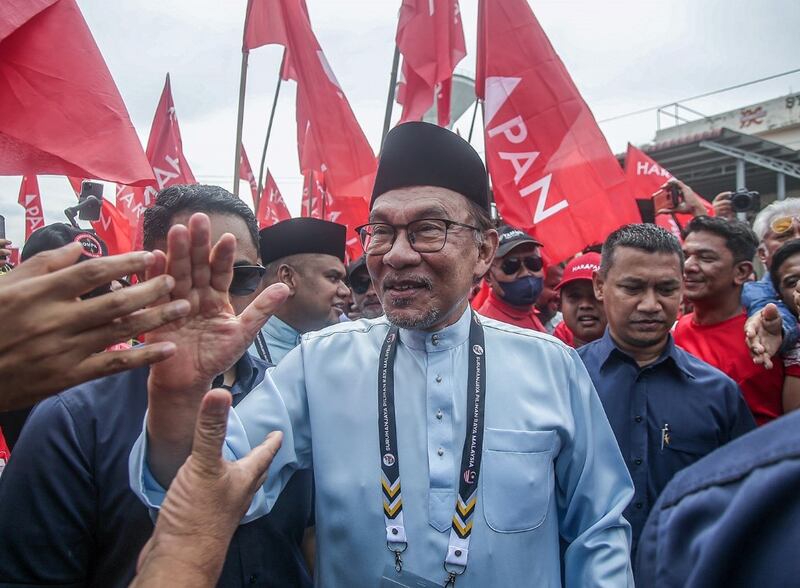 Anwar-flags-rally.jpg