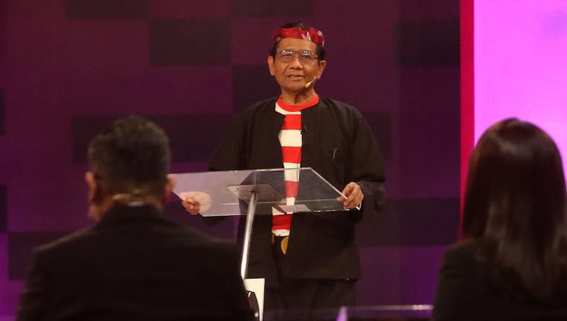 22 ID-vp-debate3.jpg