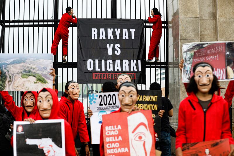 2021-10-04T113015Z_1740568178_RC2W2Q9YN3XP_RTRMADP_3_INDONESIA-CORRUPTION.JPG