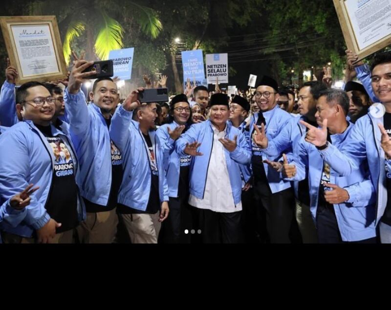 ID-prabowo-dance-pic.png