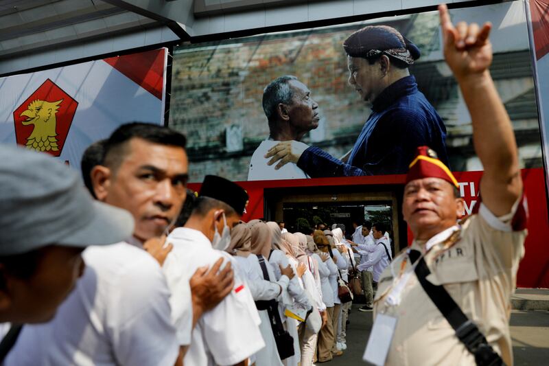 INDONESIA-POLITICS-OUTSIDE.JPG