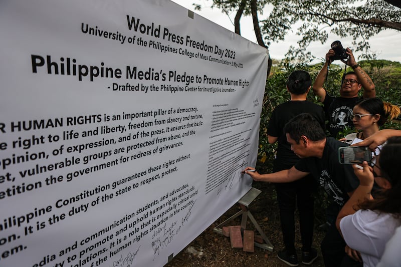 03 SEA-SA-index-philippines.jpg