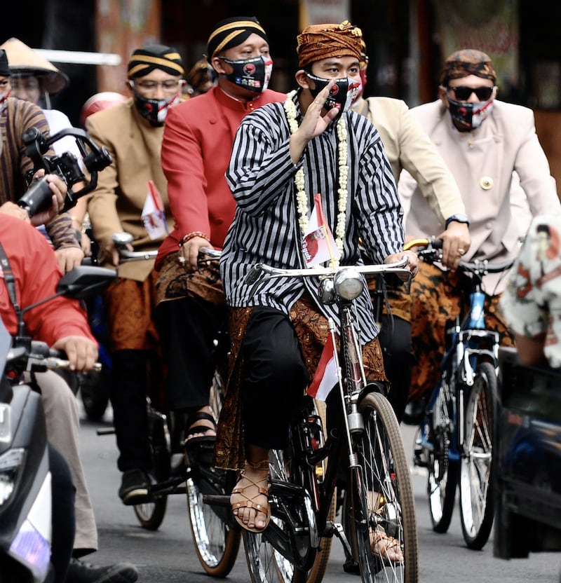 ID-Three-CROP1-cycle-pic.jpg