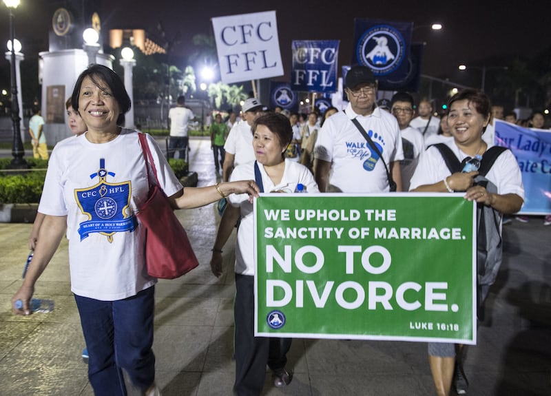 PH-divorce 3.jpg